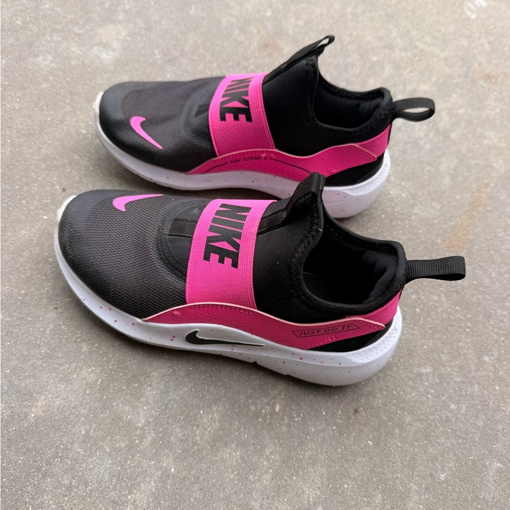 Nike Girls Slip on Sneakers size 1